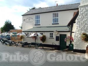 Picture of Three Horseshoes