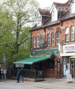 Picture of Barrel & Corner