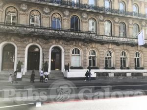 Picture of Grosvenor Arms