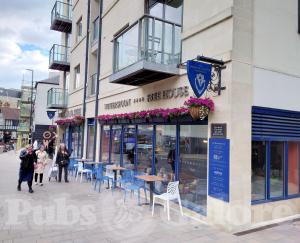 Picture of The Swan & Castle (JD Wetherspoon)