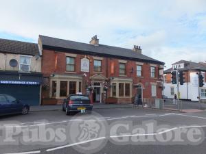 Picture of Inn The Middle