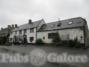 Picture of The Somerset Arms