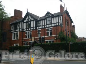 Picture of Tudor House Hotel
