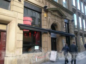 Hooters in Liverpool : Pubs Galore