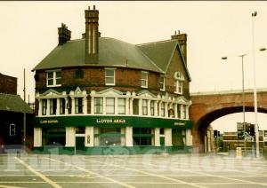 Picture of Lloyds Arms