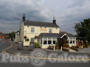 Picture of Crown & Cushion