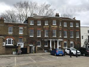 Picture of Kingston Bar @ The Mitre Hotel