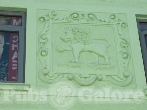 Picture of Red Lion