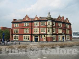 Picture of Midland & Royal Hotel