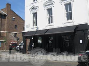 Picture of E & O