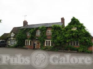 Picture of Three Horseshoes