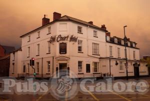 Picture of Grail Court Hotel