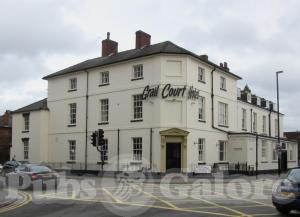 Picture of Grail Court Hotel