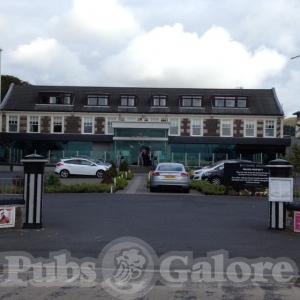 Picture of Henry's Bar @ Brisbane House Hotel