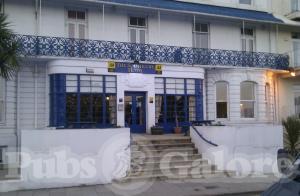 Picture of Office Bar (Southcliff Hotel)