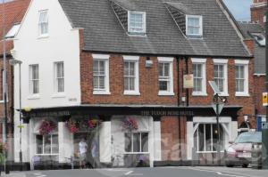 Picture of Tudor Rose Hotel