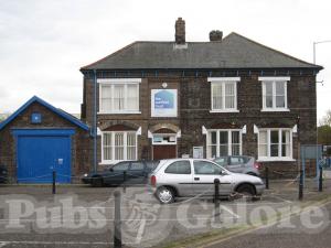 Picture of Dock Hotel