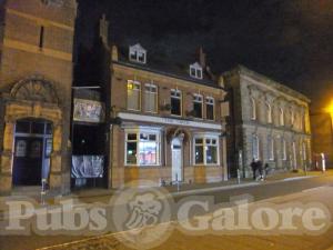 Picture of The Swan