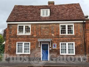 New picture of Crown