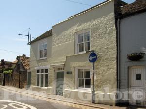 Picture of Cinque Port Arms