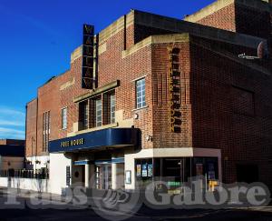 Picture of The Wallaw (JD Wetherspoon)