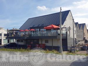 Picture of Waterfront Free House