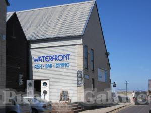 Picture of Waterfront Free House