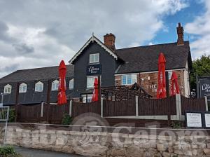 Picture of The Lawns Hotel