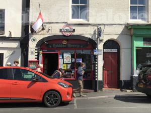Picture of Pebbles Tavern