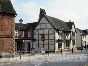 Picture of George's Bar @ Ramada George Hotel