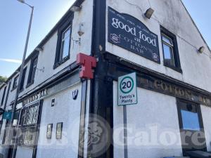 Picture of Cottons Bar