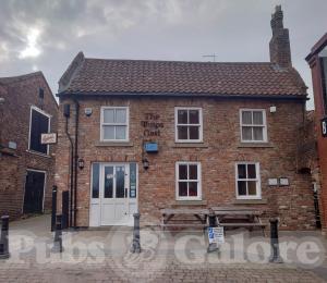 Picture of The Wasp's Nest