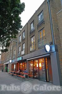 Picture of Essex House