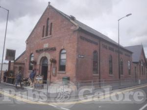 Picture of The Nine Arches (JD Wetherspoon)