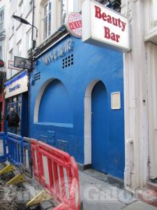 Picture of Vinyl Bar