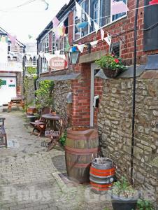 Convivial Rabbit in Dorchester : Pubs Galore