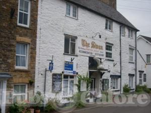 Picture of The Swan