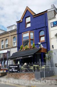 Picture of Cafe Valance