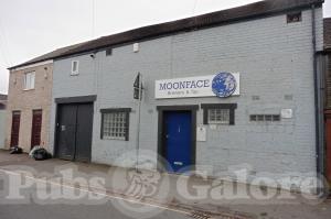 Moonface Brewery & Tap