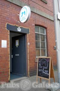 Picture of 71 Tap & Bottle