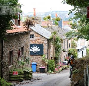 Picture of Old Smugglers Inn