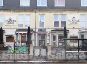 Picture of Bar Blanc