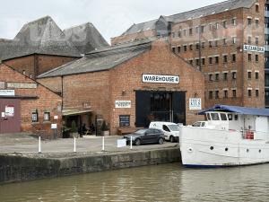 Picture of Warehouse 4