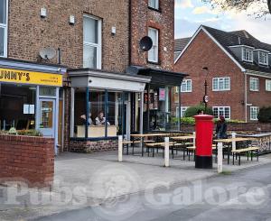Picture of The Middle Bar & Bottleshop